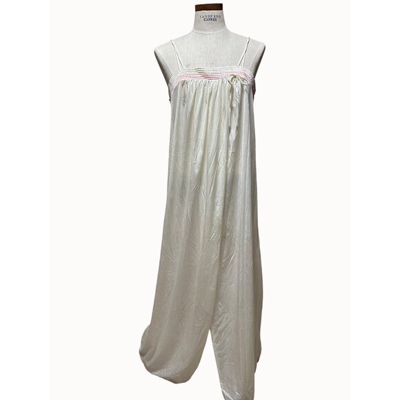 Vintage 1970s Saks Fifth Avenue Nightgown by Barad & Co ILGWU Union Made USA  S - Picture 2 of 10